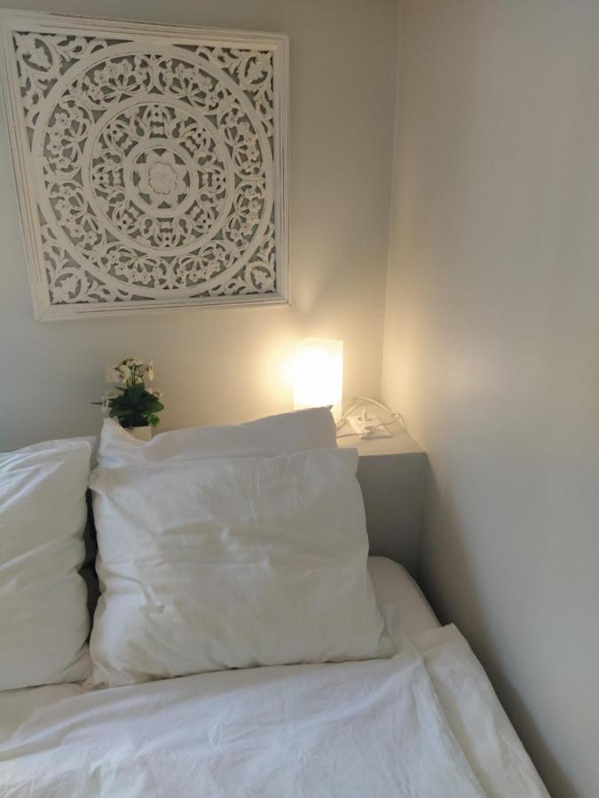Acogedor y moderno estudio en Capuchinos Málaga Exterior foto